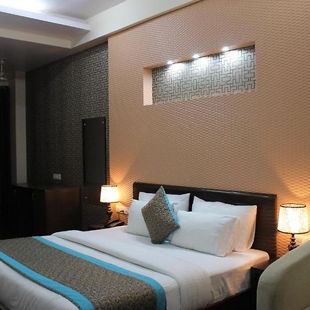 Royal Residence Gurgaon Buitenkant foto