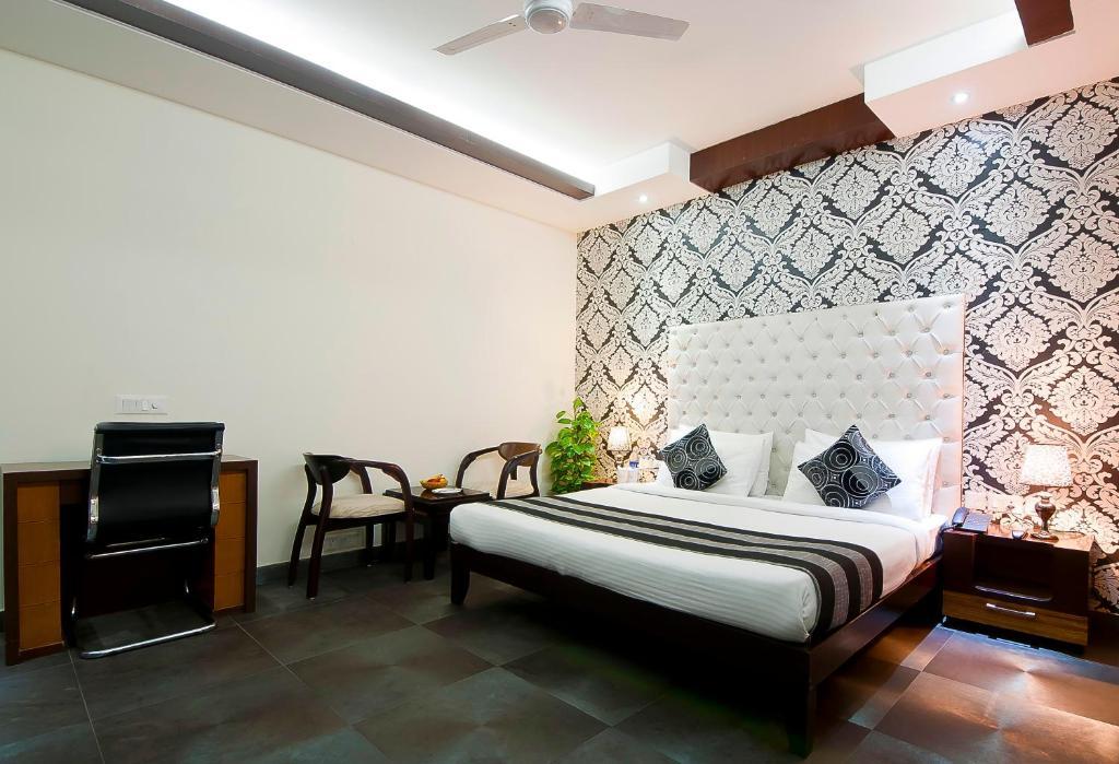 Royal Residence Gurgaon Buitenkant foto