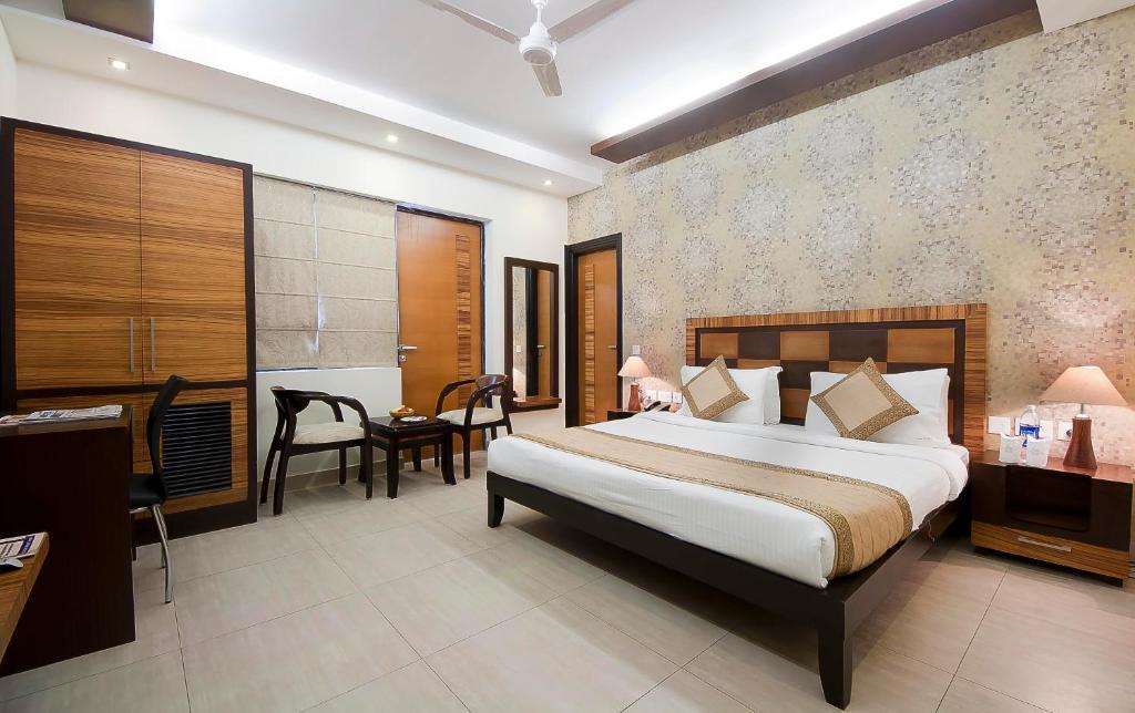 Royal Residence Gurgaon Buitenkant foto